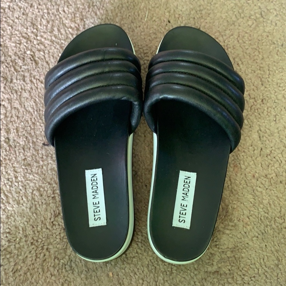 STEVE MADDEN PLATFORM SLIDES